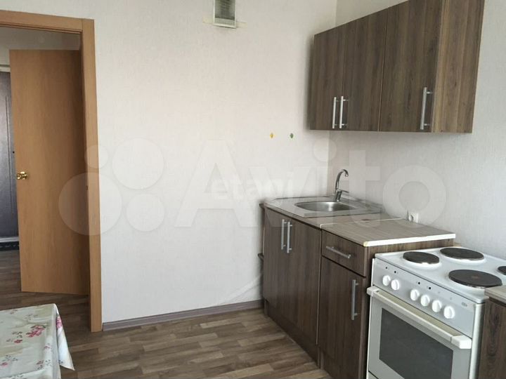1-к. квартира, 33 м², 3/18 эт.