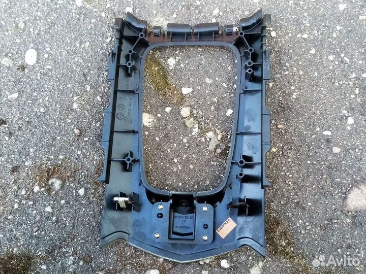 Накладка кпп Cadillac CTS 2