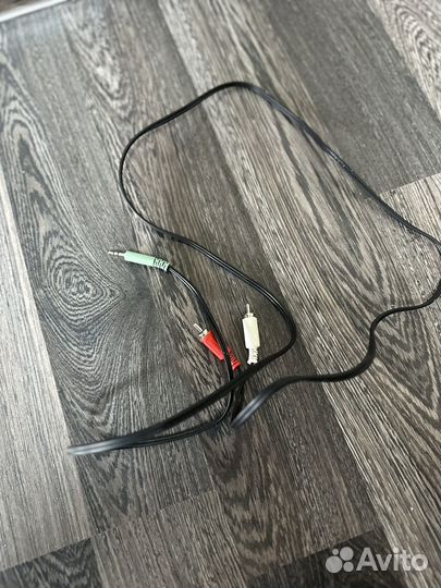 Продам колонки Microlab m520