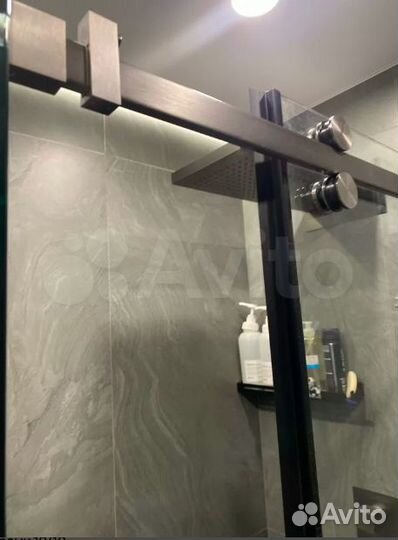 Стеклянная перегородка для душа