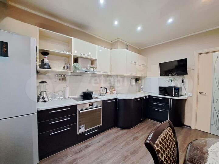 1-к. квартира, 42,9 м², 1/3 эт.