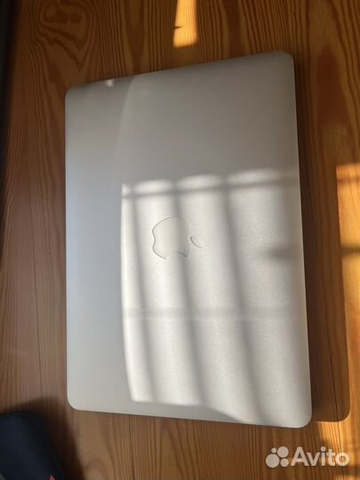 Apple MacBook Pro 13 retina 2013 ME662RU/A 256 GB