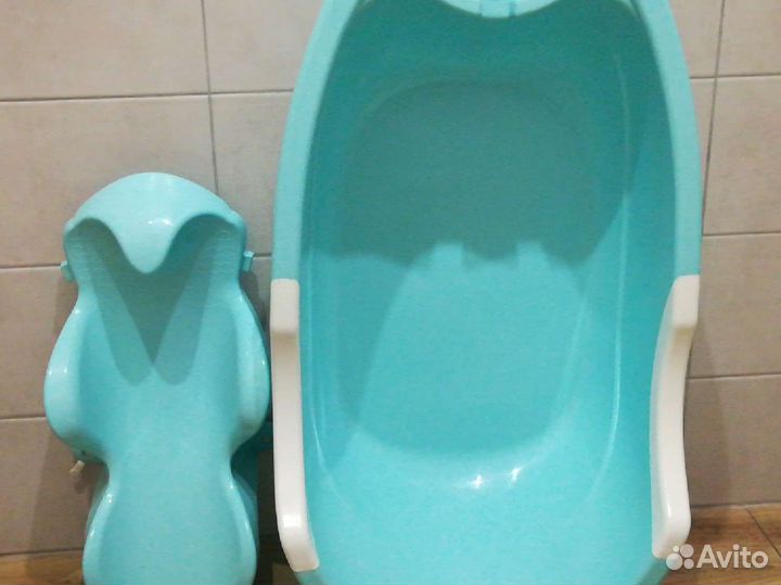 Ванночка для купания с подставкой