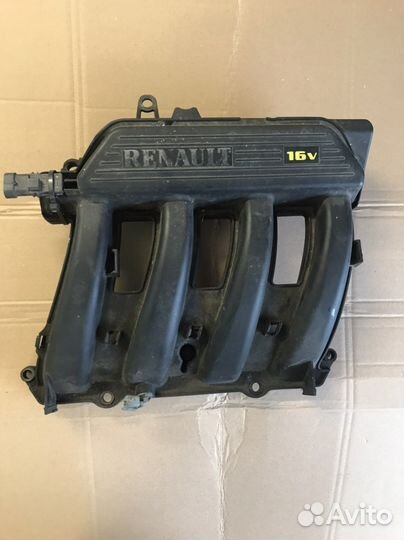 Впусскной коллектор Renault Megane 2 1.6