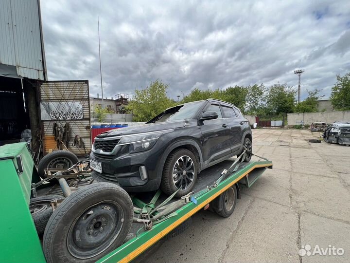 KIA Seltos I 2022г (бензин) 2.0 AT по запчастям