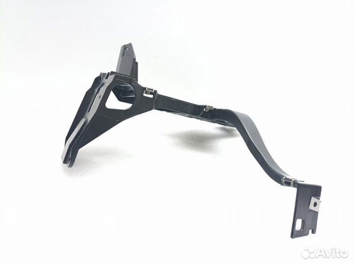 Кронштейн передней панели правый Bmw 6-Series E63