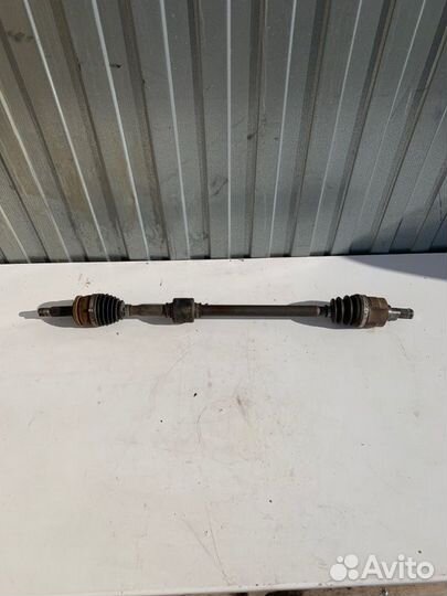 Полуось передний правый Hyundai Solaris седан 1.4