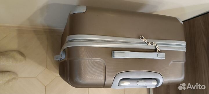 Чемоданы бу