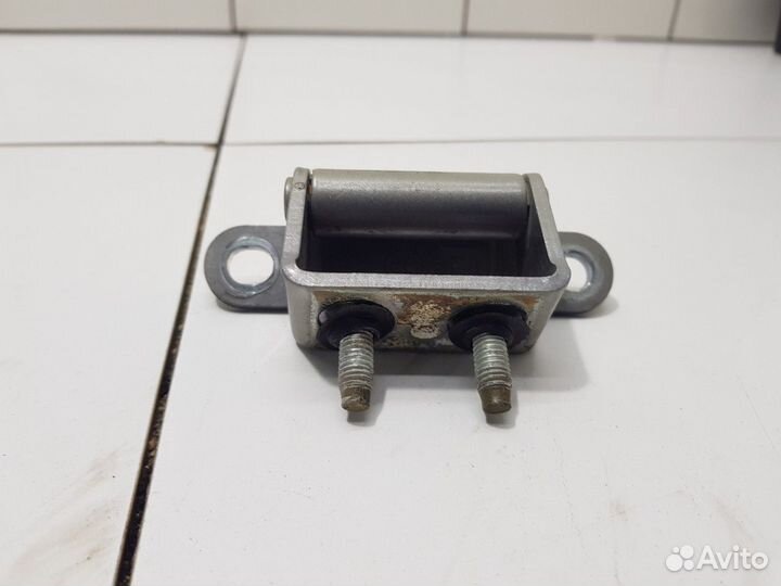 Петля двери/крышки багажника правая