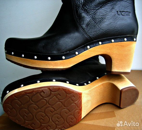 Женские сапоги UGG