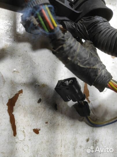 Разъем (фишка) проводки Cadillac SRX 2004