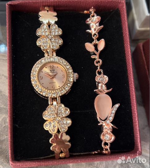 Часы женские наручные 25 розово-изумрудные сердца