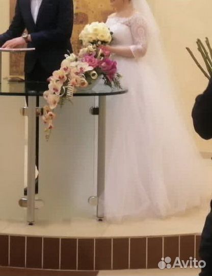 Свадебное платье