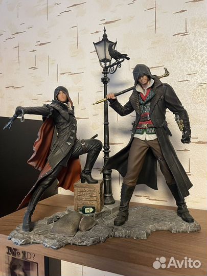 Коллекционные фигурки Assassin's Creed и др