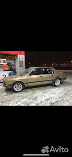 BMW 518I E 28 518 1.8 мт(115) 1982г. Разбор