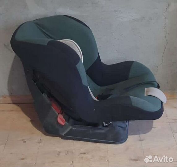 Детское кресло