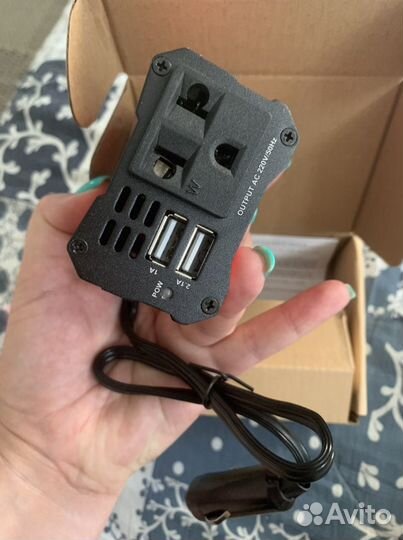 Инвертор автомобильный 12 V - 220 V