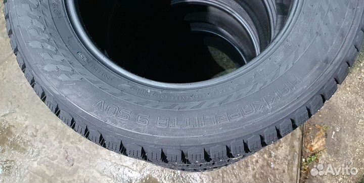 Nokian Tyres Hakkapeliitta 9 SUV 225/65 R17 106T