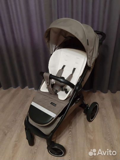 Прогулочная коляска Luxmon 730