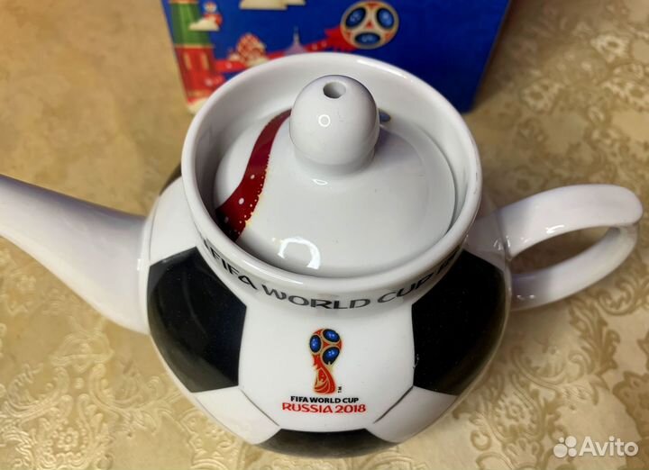 Чайник Мяч (0,7л). Fifa Чм 2018. Дулевский фарфор
