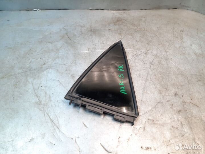 Toyota Auris E15 стекло форточка задняя