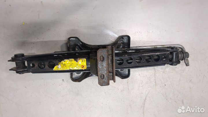 Домкрат Ford Mondeo 3, 2002