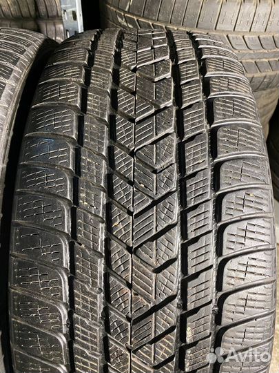 Pirelli Scorpion Winter 275/45 R21 107V