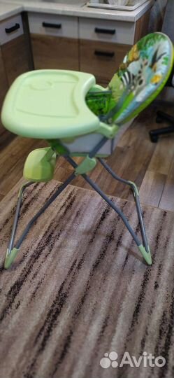 Детский стульчик для кормления