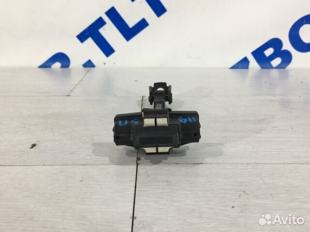 Ограничитель двери зад прав renault kaptur 1.6 CVT