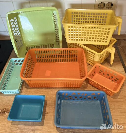Контейнеры корзины для хранения