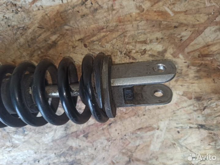 RF900 амортизатор