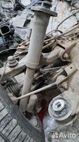 Подрамник Range Rover Voque