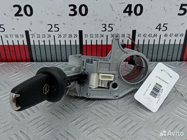 Замок зажигания для Opel Zafira B