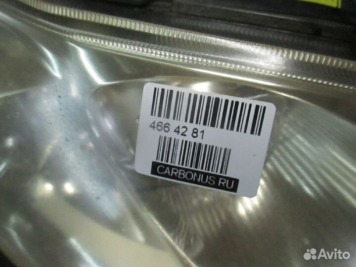 Фара правая Toyota Auris ZRE152