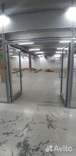 Алюминиевые двери бу стеклянные