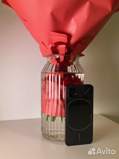 Nothing Phone 1, 8/256 ГБ