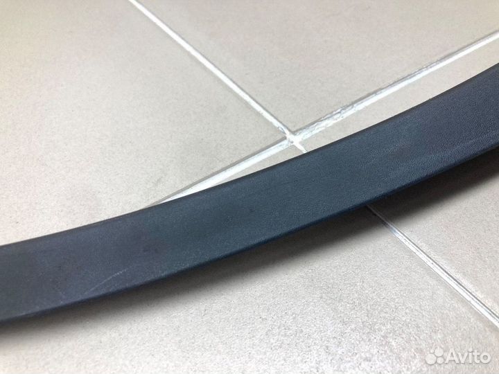 Накладка заднего лев крыла Toyota RAV4 2018—2025