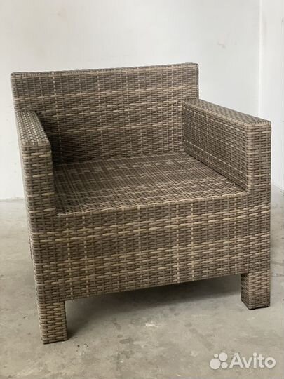 Мебель из искуственного ротанга