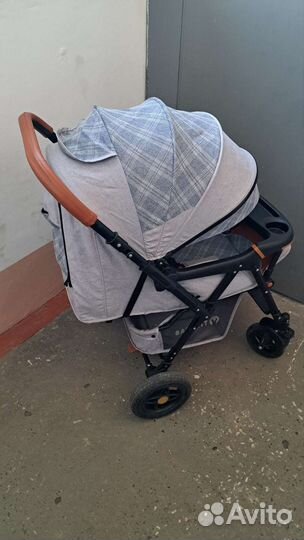 Коляска BabyHit с рождения