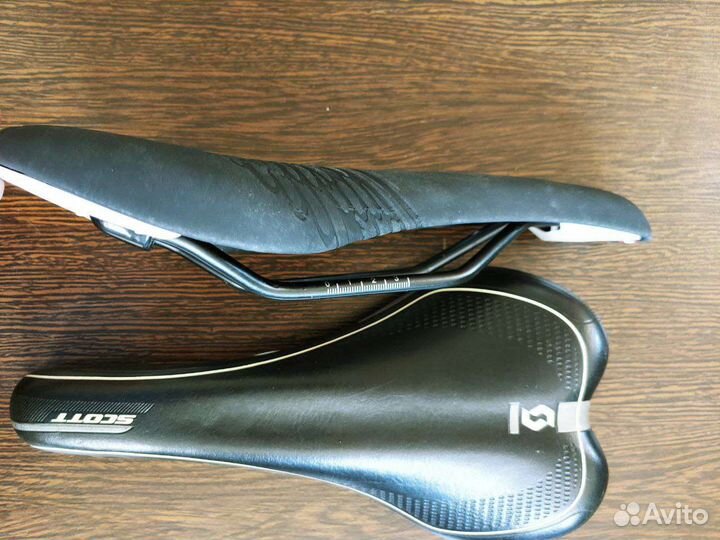 Спортивное седло для велосипеда