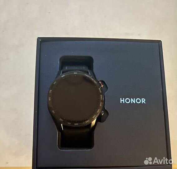Часы Honor MagicWatch 2