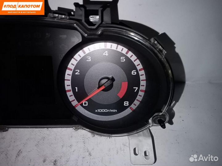 Панель приборов (щиток) Mitsubishi Outlander 2