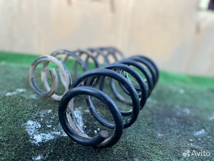 Пружина задняя Volkswagen Golf 4 хэтчбек 1.4 AKQ