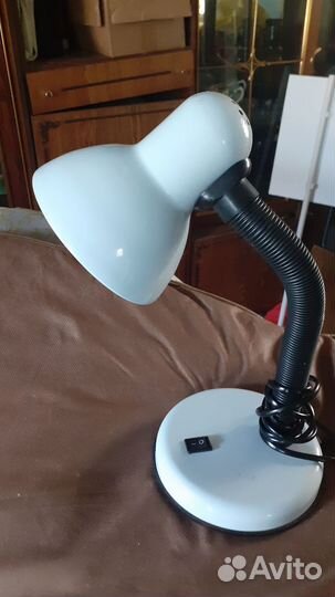 Лампа настольная