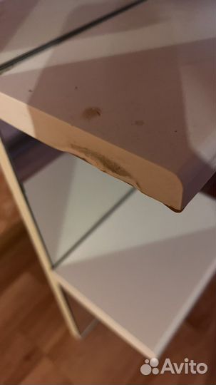 Зеркало с полочками в ванную комнату