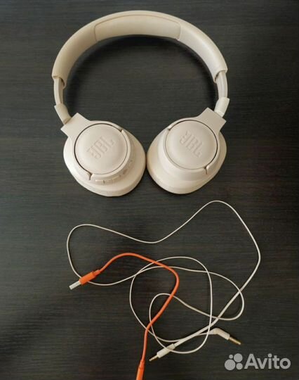 Беспроводные наушники jbl tune 760 nc