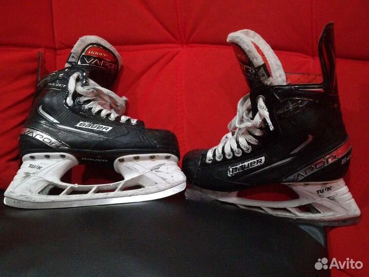 Коньки хоккейные