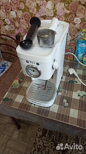 Кофеварка рожковая новая