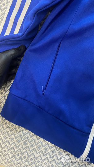 Спортивный костюм adidas