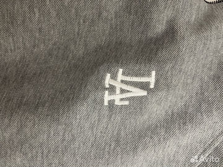 Спортивный костюм женский